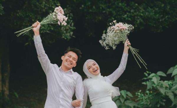 Perjalanan Cinta Witan Sulaeman dan Rismahani, Berawal dari Cinta Monyet Perjalanan Cinta Witan Sulaeman dan Rismahani, Berawal dari Cinta Monyet