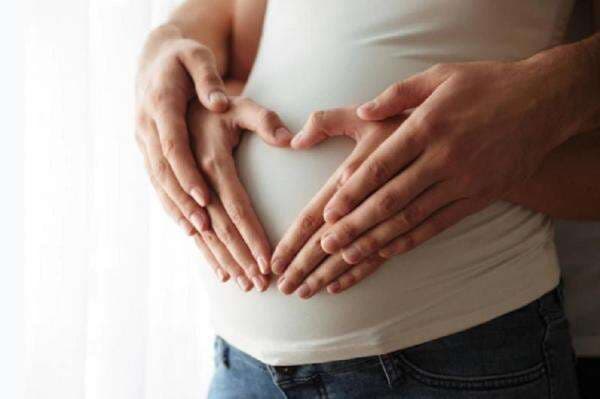 10 Cara Mengetahui Kehamilan dengan Memegang Perut 10 Cara Mengetahui Kehamilan dengan Memegang Perut