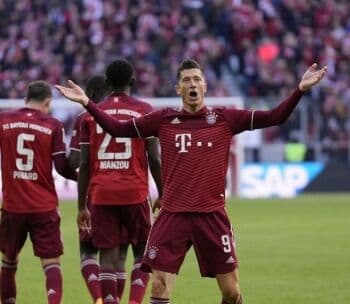 10 Klub Sepak Bola dengan Penjualan Jersey Terbanyak, Nomor 1 Terjual hingga 3,2 Juta Pasang 10 Klub Sepak Bola dengan Penjualan Jersey Terbanyak, Nomor 1 Terjual hingga 3,2 Juta Pasang