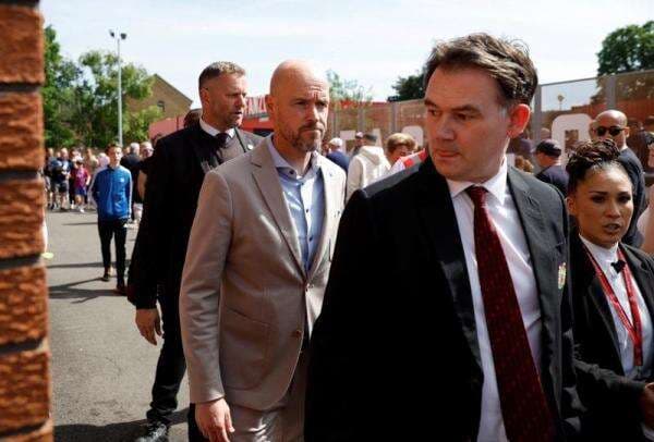 Man United Pasif di Bursa Transfer, Gary Neville Beri Peringatan untuk Erik Ten Hag Man United Pasif di Bursa Transfer, Gary Neville Beri Peringatan untuk Erik Ten Hag