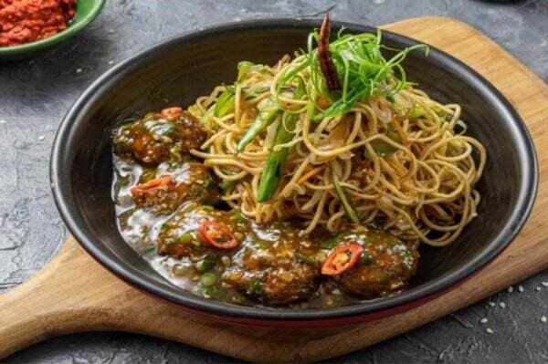 10 Hidangan Makanan Tradisional China yang Lezat, Peking Duck Terkenal sejak Abad ke-13 10 Hidangan Makanan Tradisional China yang Lezat, Peking Duck Terkenal sejak Abad ke-13