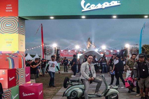 Crazy Rich Surabaya Takjub Ikut Vespa World Days 2022 Crazy Rich Surabaya Takjub Ikut Vespa World Days 2022