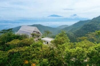 Menikmati Wisata Ekstrem Naik Gondola di Bukit Menoreh Yogya, Begini Akses dan Harga Tiketnya Menikmati Wisata Ekstrem Naik Gondola di Bukit Menoreh Yogya, Begini Akses dan Harga Tiketnya