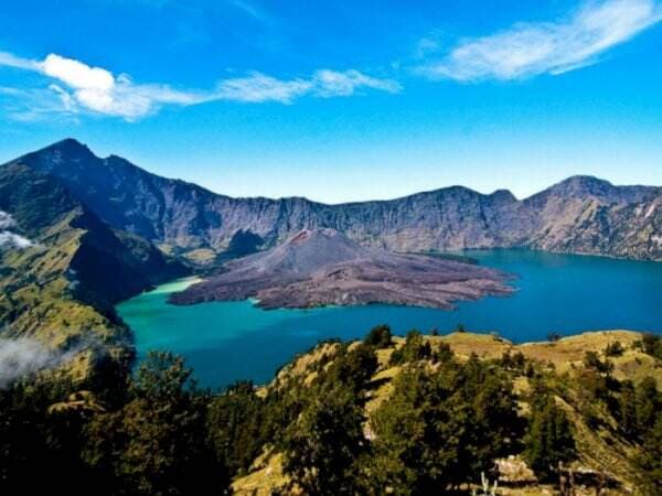 Sederet Fakta dan Mitos Gunung Rinjani Ini Perlu Diketahui Sebelum Mendaki!