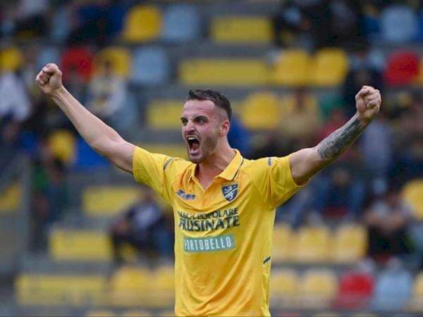 Federico Gatti 'Si Kuli Bangunan' yang Jadi Bek Andalan Timnas Italia Federico Gatti 'Si Kuli Bangunan' yang Jadi Bek Andalan Timnas Italia