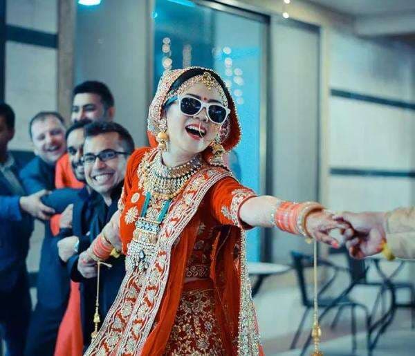 5 Gaun Resepsi Pernikahan Terbaik India, dari Tradisional hingga Modern 5 Gaun Resepsi Pernikahan Terbaik India, dari Tradisional hingga Modern