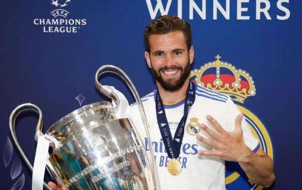 Jose Mourinho Jadikan Nacho Fernandez Sasaran Berikutnya Jose Mourinho Jadikan Nacho Fernandez Sasaran Berikutnya