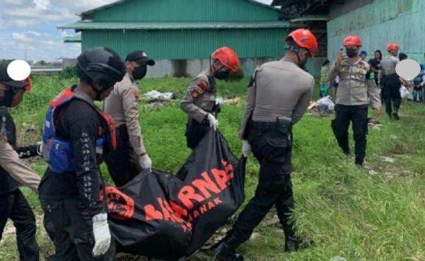 Pontianak Geger, Mayat Pemuda Mengambang di Bawah Jembatan Tol Landak Pontianak Geger, Mayat Pemuda Mengambang di Bawah Jembatan Tol Landak