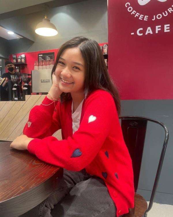 Profil, Umur, Karir Naisa Alifia Yuriza: Youtuber Cilik Asal Pekanbaru Profil, Umur, Karir Naisa Alifia Yuriza: Youtuber Cilik Asal Pekanbaru