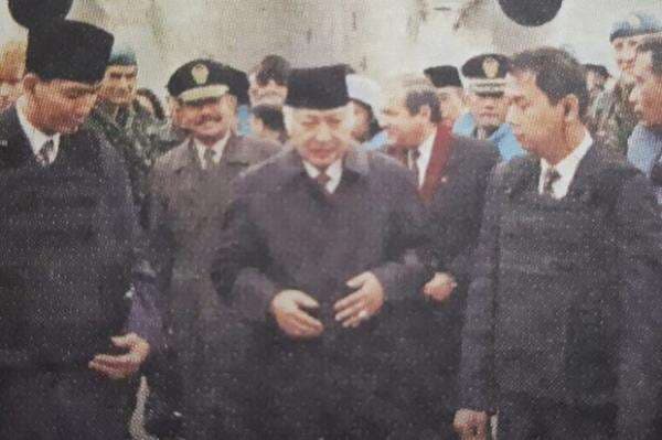 Kisah Soeharto Tanpa Rompi Antipeluru Kunjungi Negeri Perang Bosnia Herzegovina Kisah Soeharto Tanpa Rompi Antipeluru Kunjungi Negeri Perang Bosnia Herzegovina