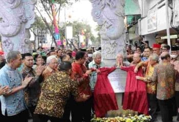 Resmikan Gapura Chinatown di Glodok, Anies: Jadi Simbol Persatuan dan Kesetaraan