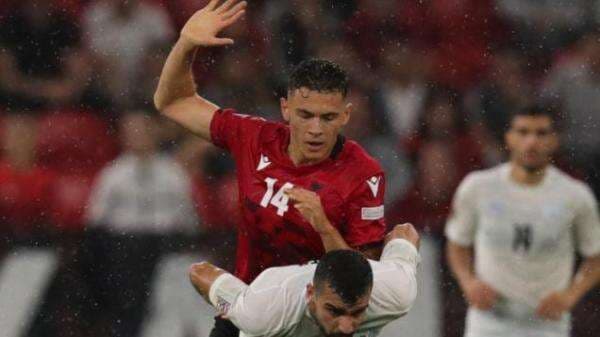 Kristjan Asllani, Calon Maestro Lapangan Tengah Inter Milan Titisan Marcelo Brozovic Kristjan Asllani, Calon Maestro Lapangan Tengah Inter Milan Titisan Marcelo Brozovic