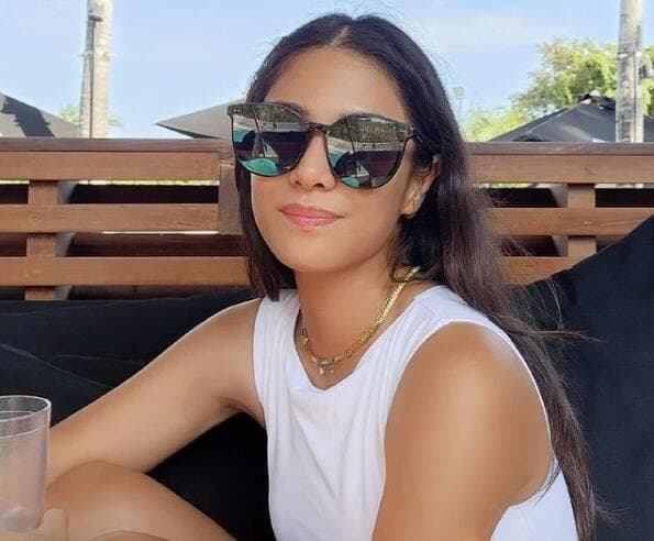 Dian Sastro Pamer Kulit Eksotis Pakai Tank Top, Titi Kamal: Selalu Cantik dan Muda Dian Sastro Pamer Kulit Eksotis Pakai Tank Top, Titi Kamal: Selalu Cantik dan Muda