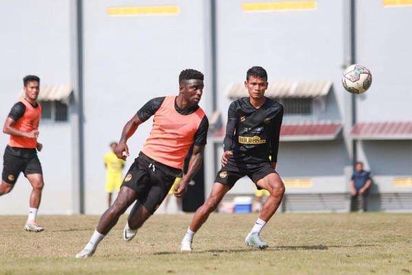 Daftar 22 Pemain Arema FC Berangkat ke Semarang Daftar 22 Pemain Arema FC Berangkat ke Semarang