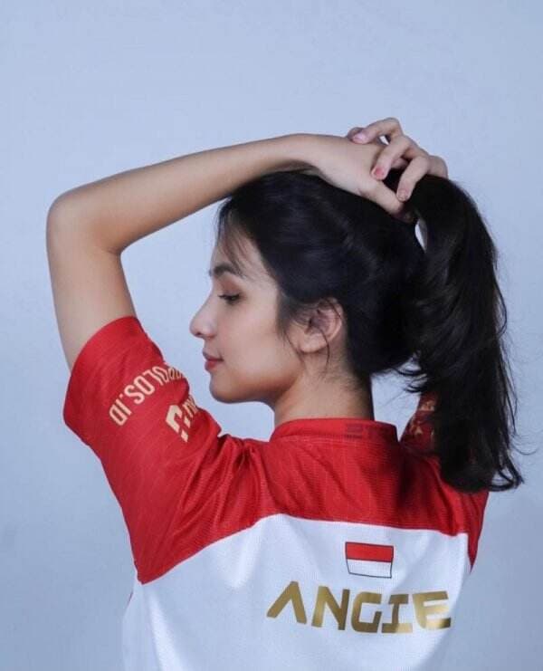 Biodata dan Agama BTR Angie, Brand Ambassador Bigetron eSport