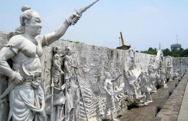 Runtuhnya Kerajaan Majapahit Disebabkan oleh Peristiwa Apa? Ini Penyebab dan Peninggalannya Runtuhnya Kerajaan Majapahit Disebabkan oleh Peristiwa Apa? Ini Penyebab dan Peninggalannya