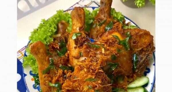 Cara Membuat Ayam Goreng Sereh, Aroma Rempahnya Bikin Nagih