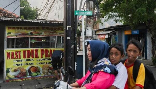 Kisah Haji Entong Gendut, Pendekar dari Condet Timur yang Dijadikan Nama Jalan oleh Anies Kisah Haji Entong Gendut, Pendekar dari Condet Timur yang Dijadikan Nama Jalan oleh Anies