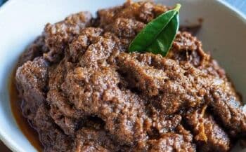 Makan Nasi Rendang Gak Takut Kolesterol Jahat, Ini Tipsnya Makan Nasi Rendang Gak Takut Kolesterol Jahat, Ini Tipsnya