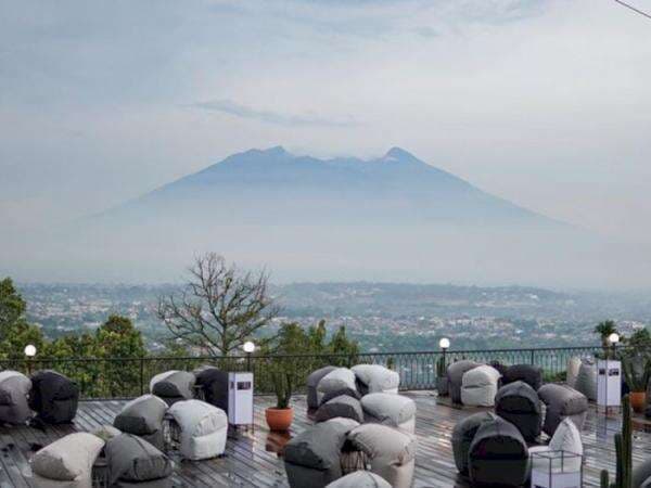 11 Cafe di Bogor yang Miliki View Bagus dan Pesona Alam Indah 11 Cafe di Bogor yang Miliki View Bagus dan Pesona Alam Indah