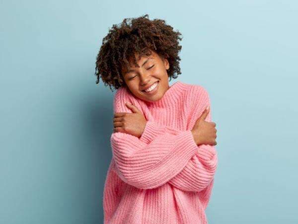 15 Lagu Tentang Self Love, Cara Mencintai Diri Sendiri dan Solusi Merasa Bahagia 15 Lagu Tentang Self Love, Cara Mencintai Diri Sendiri dan Solusi Merasa Bahagia