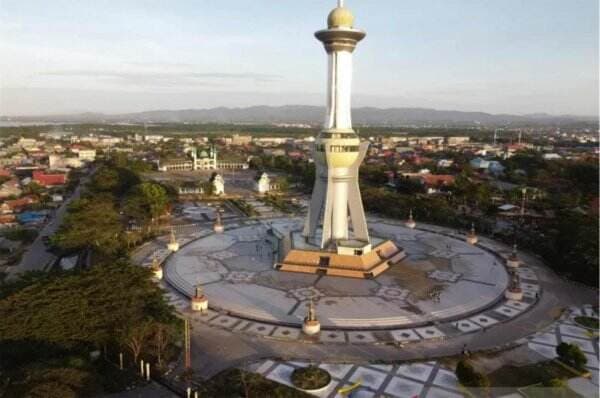 Tugu MTQ Sulawesi Tenggara Jadi Spot Wisata Olahraga Favorit Tugu MTQ Sulawesi Tenggara Jadi Spot Wisata Olahraga Favorit