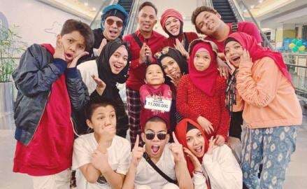 Intip Seberapa Kaya Gen Halilintar, Keluarga Kompak Berharta Triliunan Intip Seberapa Kaya Gen Halilintar, Keluarga Kompak Berharta Triliunan