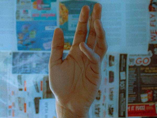 Punya Garis Berbentuk Huruf M pada Telapak Tangan? Ada 2 Artinya! Punya Garis Berbentuk Huruf M pada Telapak Tangan? Ada 2 Artinya!