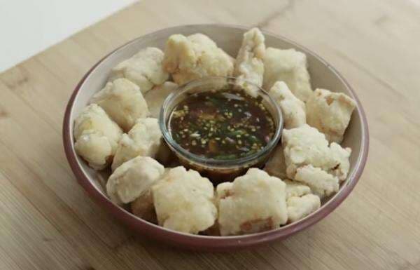 Resep Tahu Aci Krispi Kuah Gejrot Ala Chef Devina Hermawan, Makanan Khas Indonesia yang Gurih!