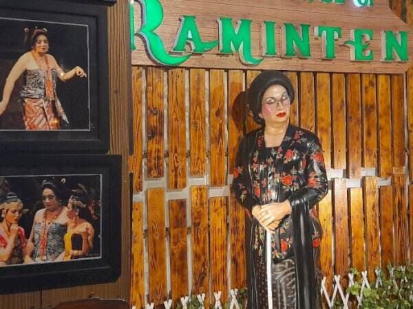 House of Raminten, Rekomendasi Kafe Enggak Biasa di Yogyakarta: Suasananya Jawa Banget