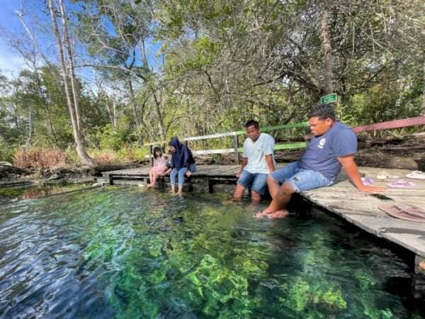 Satu-satunya di Indonesia! Danau Air Panas di Tengah Hutan, Viewnya Kaya di Jepang