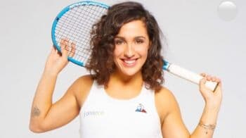 6 Potret Cantik Martina Trevisan, Petenis Nomor 1 di Italia