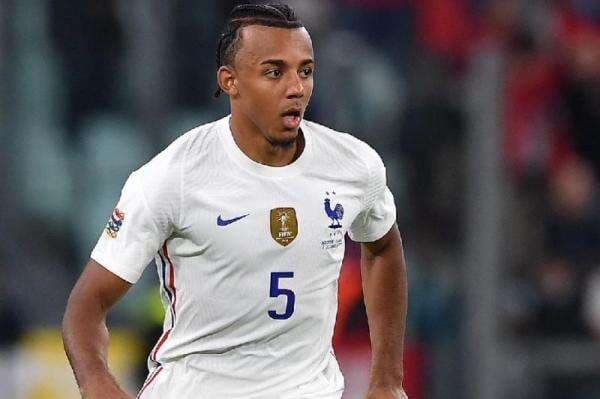 Jadi Incaran Klub Besar Eropa, Mateu Alemany Sebut Negosiasi Barcelona dengan Jules Kounde Berlangsung Dua Bulan Jadi Incaran Klub Besar Eropa, Mateu Alemany Sebut Negosiasi Barcelona dengan Jules Kounde Berlangsung Dua Bulan