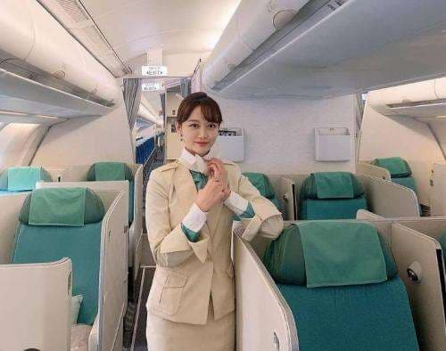 Operasi Plastik Dilakukan Pramugari Korea Agar Cepat Dapat Kerja, Kenapa Ya? Operasi Plastik Dilakukan Pramugari Korea Agar Cepat Dapat Kerja, Kenapa Ya?