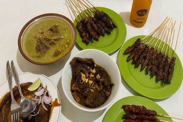 Menikmati Sate Legendaris di Kota Malang, Rasanya Kaya Rempah Menikmati Sate Legendaris di Kota Malang, Rasanya Kaya Rempah