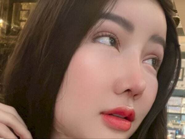 Lucinta Luna Mulai Ekspos Wajah Baru Pascaoplas, Justru Dinilai Cantikan Dulu Lucinta Luna Mulai Ekspos Wajah Baru Pascaoplas, Justru Dinilai Cantikan Dulu