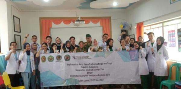 FK Unjani Gelar Pemeriksaan Kesehatan Gratis dan Edukasi Stunting di KBB FK Unjani Gelar Pemeriksaan Kesehatan Gratis dan Edukasi Stunting di KBB