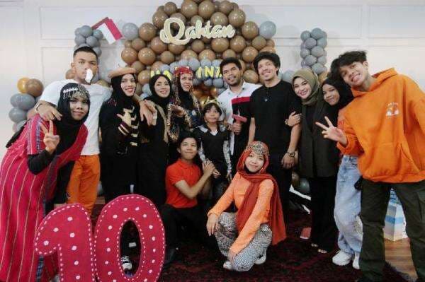 Qahtan Halilintar Ulang Tahun ke-10, Netizen: Kenapa Fuji Gak Dateng? Qahtan Halilintar Ulang Tahun ke-10, Netizen: Kenapa Fuji Gak Dateng?