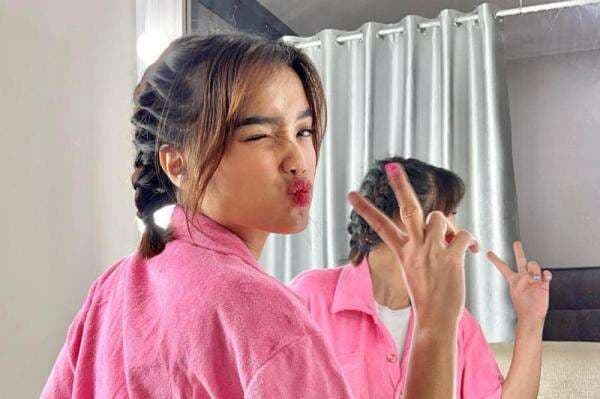 Fuji Klarifikasi soal Sikap Tidak Sopan terhadap Lawan Mainnya di Film Bukan Cinderella Fuji Klarifikasi soal Sikap Tidak Sopan terhadap Lawan Mainnya di Film Bukan Cinderella