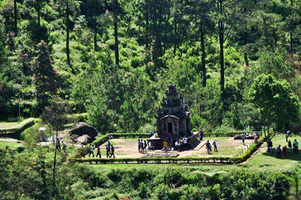 Misteri Candi Gedong Songo di Gunung Ungaran dan Kisah Hanoman Mengubur Dasamuka Misteri Candi Gedong Songo di Gunung Ungaran dan Kisah Hanoman Mengubur Dasamuka