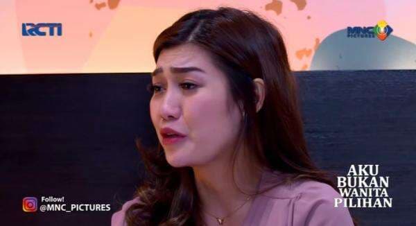 Sinopsis Aku Bukan Wanita Pilihan 15 Agustus 2022: Tiara Tak Percaya Rangga Hamili Mentari Sinopsis Aku Bukan Wanita Pilihan 15 Agustus 2022: Tiara Tak Percaya Rangga Hamili Mentari