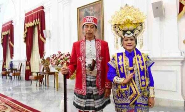 Jawaban Jokowi saat Ditanya Makna Baju Adat Dolomani dari Buton yang Dipakai pada Upacara HUT ke-77 RI