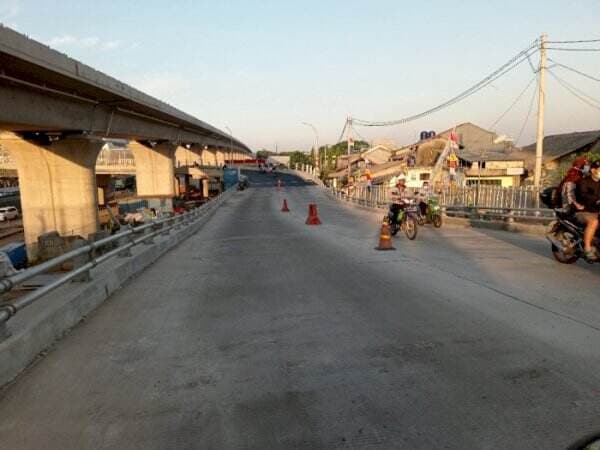 Sempat Viral Jembatan ‘Nempel’ di Bawah Kereta Cepat, Kondisinya Kini Keren Banget!