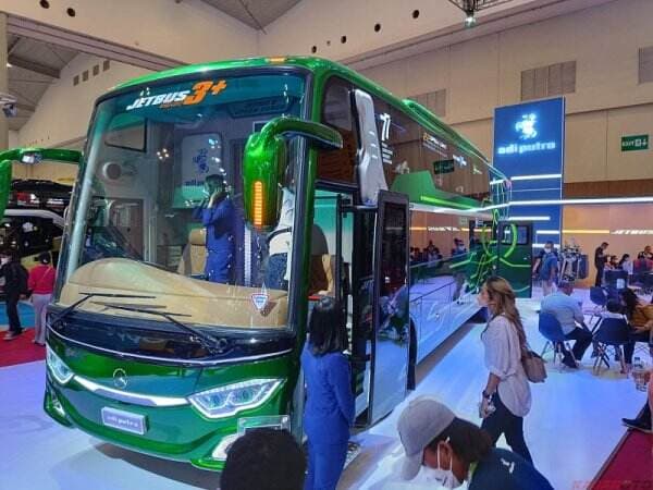 Intip Kabin Jetbus 3+ MHD Dream Coach Adiputro