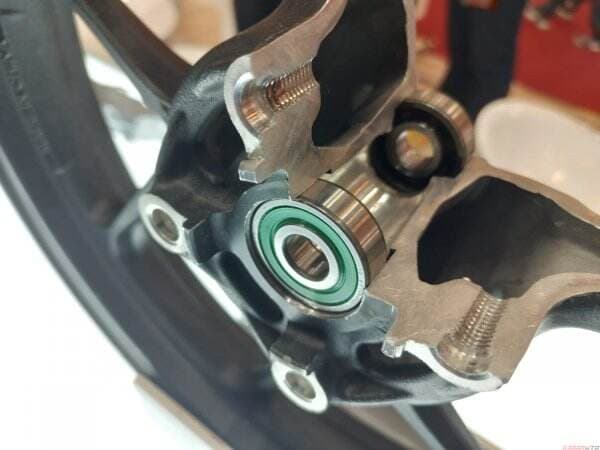 Cek Penyebab Bearing Roda Motor Cepat Rusak