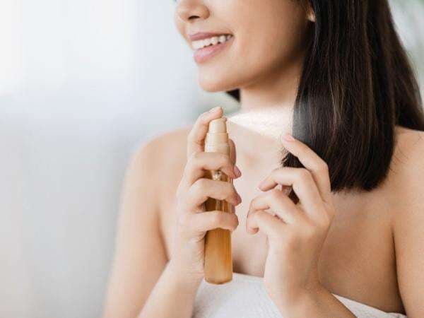 Rekomendasi 5 Hair Mist Lokal yang Bisa Bikin Rambut Wangi Sekaligus Ternutrisi Rekomendasi 5 Hair Mist Lokal yang Bisa Bikin Rambut Wangi Sekaligus Ternutrisi