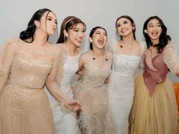 Cantiknya Lyodra, Tiara Andini, Ziva, Mahalini, hingga Keisya Levronka pas Manggung Bareng Cantiknya Lyodra, Tiara Andini, Ziva, Mahalini, hingga Keisya Levronka pas Manggung Bareng