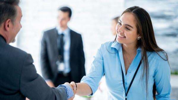 7 Contoh Perkenalan Diri dalam Bahasa Inggris Beserta Artinya 7 Contoh Perkenalan Diri dalam Bahasa Inggris Beserta Artinya