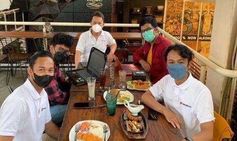 Mahasiswa UGM Kembangkan Genting Panel Surya Berbasis IoT Mahasiswa UGM Kembangkan Genting Panel Surya Berbasis IoT