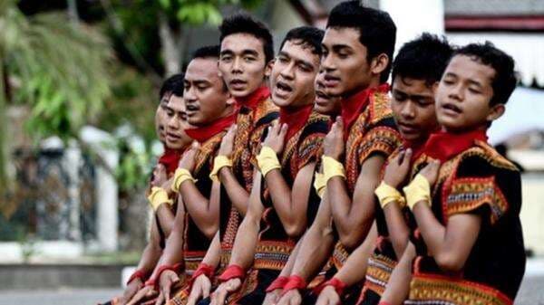 Ciri Khas Gerak Tari Daerah Aceh Ciri Khas Gerak Tari Daerah Aceh